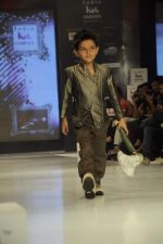 Kids walk the ramp for A Z Couture Show at Kids Fashion Week day 3 on 19th Jan 2012 (23).JPG